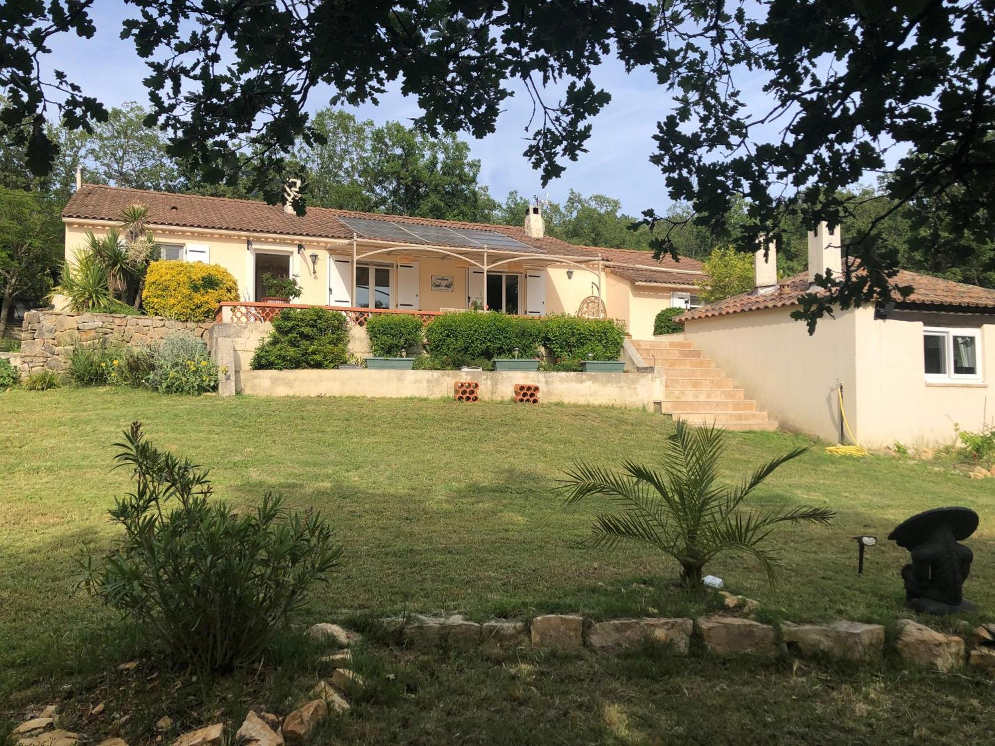 Villa Quinissole Sainte-Anastasie-sur-Issole Exterior foto